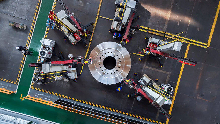 皇冠信用网额度如何开_行进中国 ｜ 看机器人“铁臂绣花”