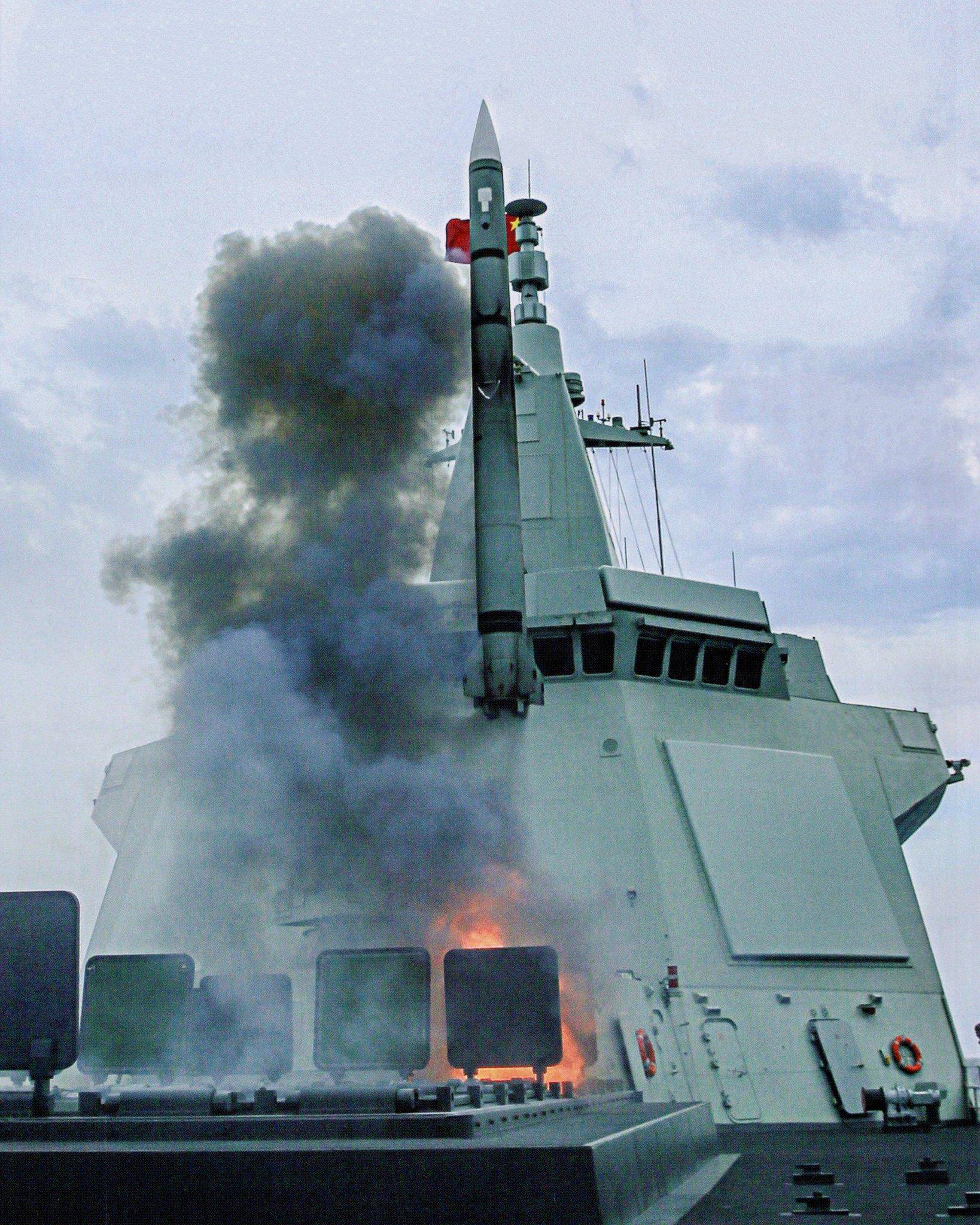 皇冠足球平台在哪里注册_448个垂发！055战斗准备皇冠足球平台在哪里注册，法航母闯南海，上将笃定中方不敢动手？