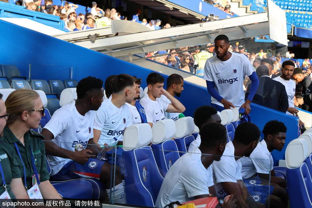 大阪vs相模原_杰克逊在拜仁的未来：40场首发买断条款的背后故事与真相探讨