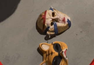 皇冠2登录welcome_青岛某超市凌晨突然出现神秘黑影皇冠2登录welcome，披着烂麻袋低着头，当他终于转过脸来，警察都气笑了