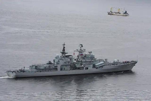 怎么申请皇冠信用網_日媒爆料：中国海军130mm舰炮咆哮怎么申请皇冠信用網！强势驱离侵入的日本驱逐舰！